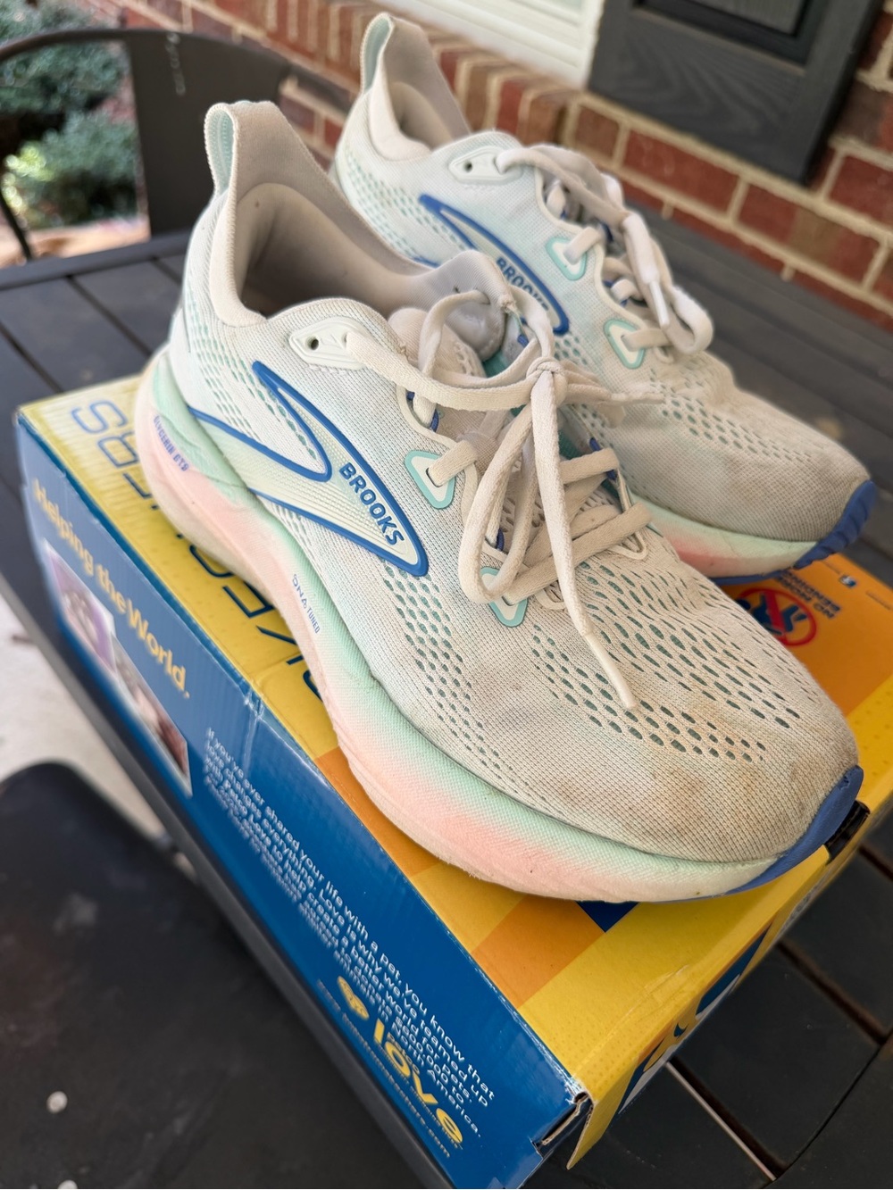 Brooks Women's Glycerin GTS White and Blue Running Shoes